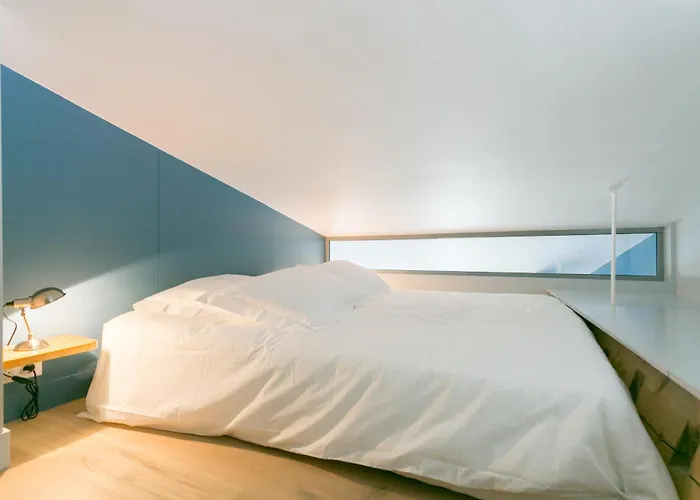 Bastille Liberty 파리